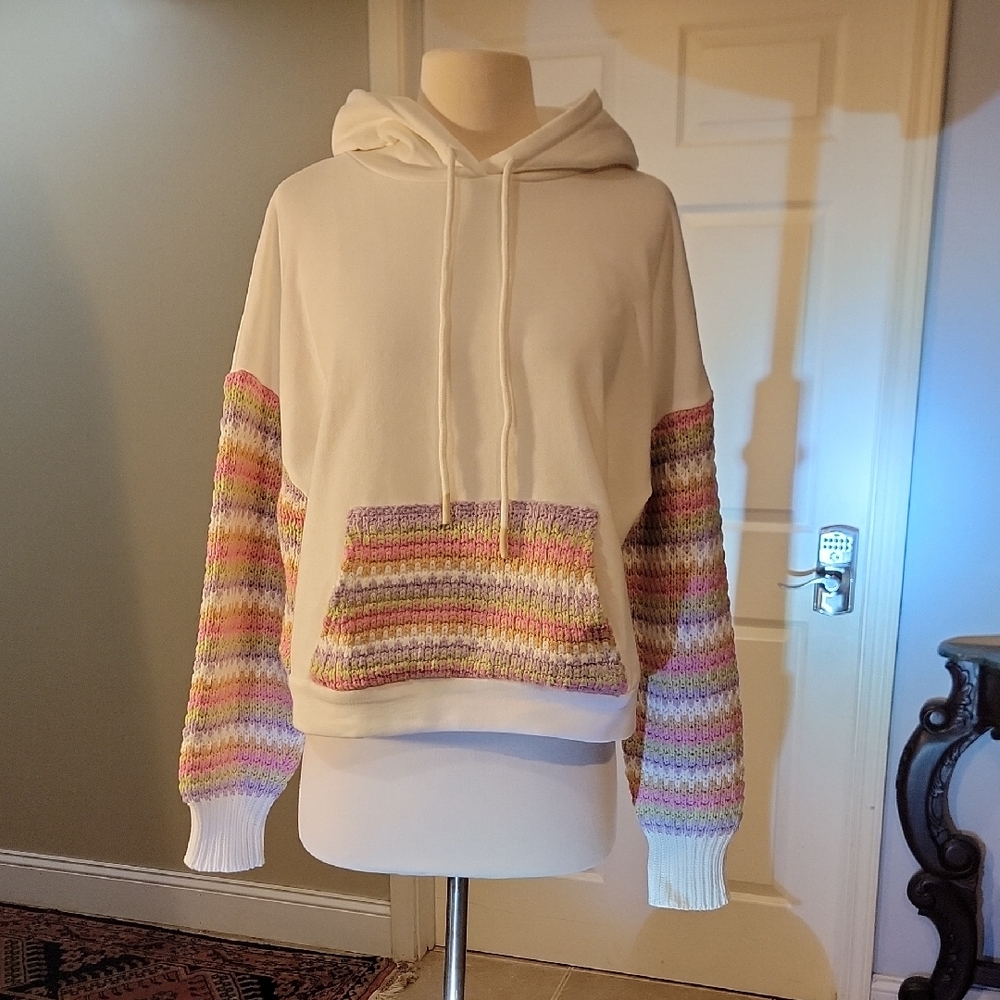 Fate White and Oversized Hoodie With Knitted PASTELS in Arms And Kangaroo Pocket